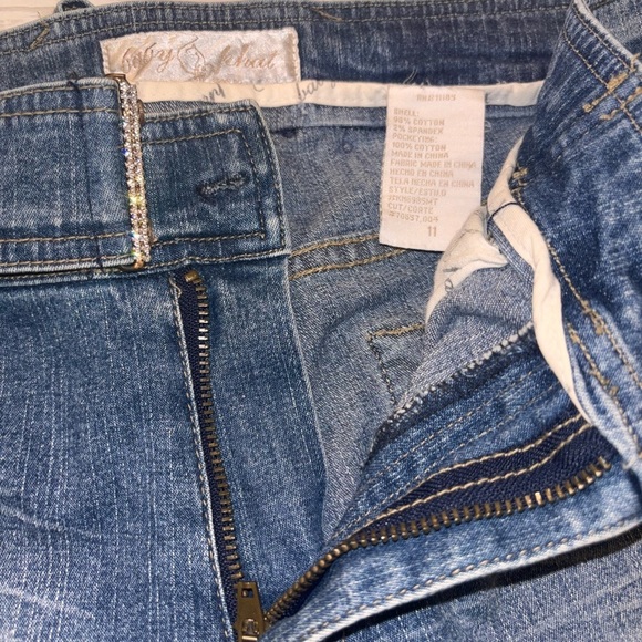 Baby Phat Women' Solid Blue Denim Cotton Mid Rise Pull On Capri Jeans Shorts - Picture 9 of 11